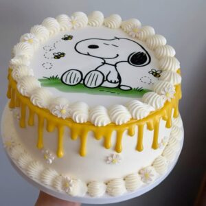 Nostalgic Snoopy and Friends Cake