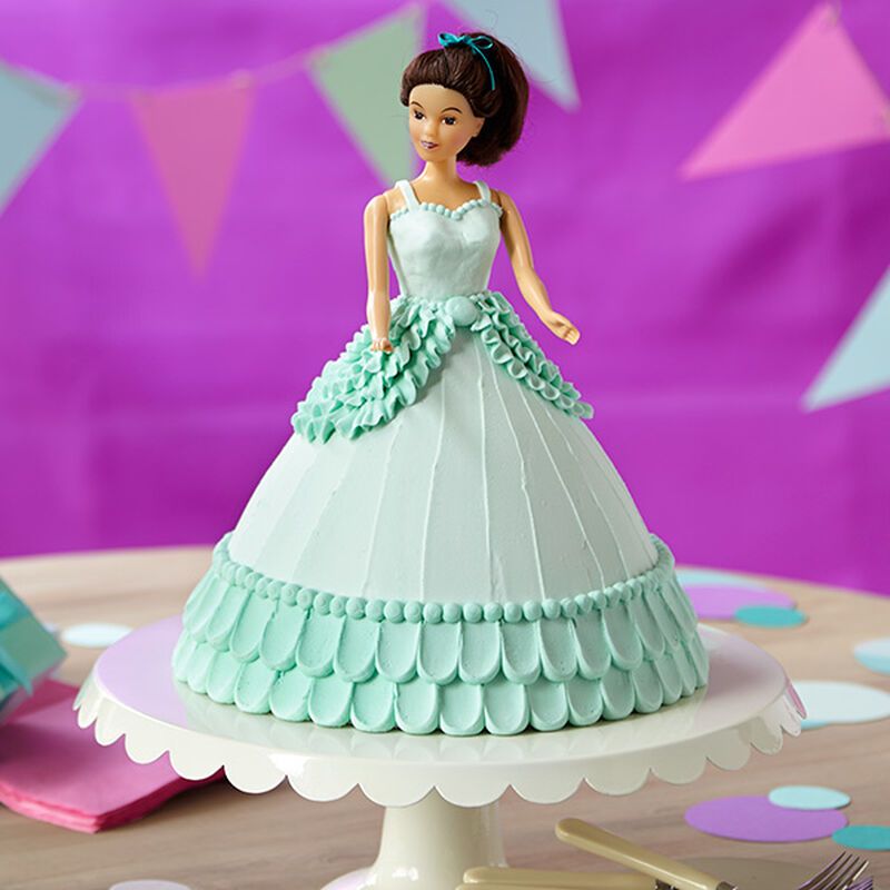 green barbie cake 1