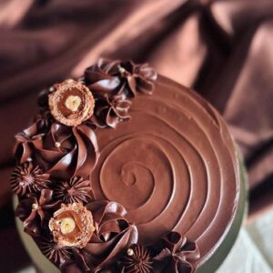 Nutty Ferrero Rocher Cheesecake